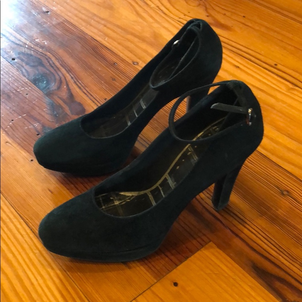 BCBG Women’s black suede heels - size 7.5